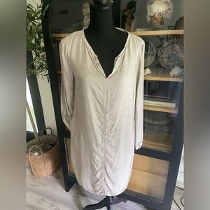 Oska Elegant Beige Tunic Dress or top